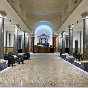 **** Hotel The Building Itália